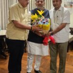 कांग्रेस के संकटमोचक कहे जाने वाले कर्नाटक के नवनिर्वाचित मुख्यमंत्री डी. के शिवकुमार से राजीव महर्षि, पूर्व मंत्री अजय सिंह ने की मुलाकात, जानिए क्या कुछ रहा खास…..