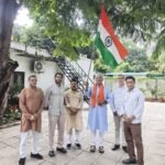 राष्ट्रभक्ति के महायज्ञ में, गूंज रहा है एक ही गान, तिरंगा हमारी आन, बान और शान के भाव के साथ हरिद्वार सांसद पूर्व मुख्यमंत्री त्रिवेंद्र रावत ने फहराया तिरंगा….