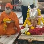 भक्ति शक्ति का समन्वय जनसाधारण के निम्मित अर्पित करने वाले अखाड़ा परिषद के राष्ट्रीय महामंत्री महंत हरिगिरि महाराज ने महाकुंभ 2027 के लिए विशेष पूजा…